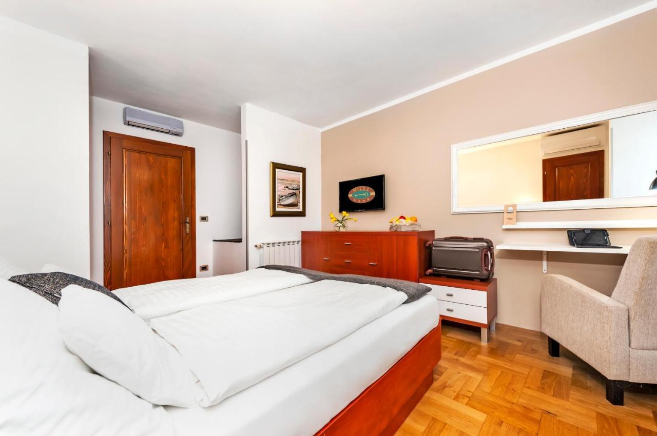 Villa Milli B&B Rovinj Eksteriør billede