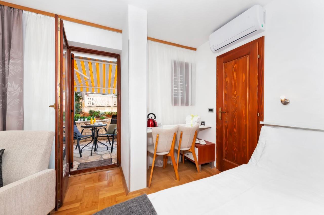 Villa Milli B&B Rovinj Eksteriør billede