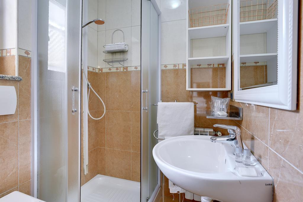 Villa Milli B&B Rovinj Eksteriør billede